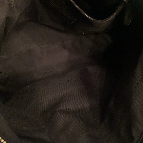 Coach 1941 Gold Prairie bag with shoulder strap. Only used a handful of times. - Picture 7 of 9